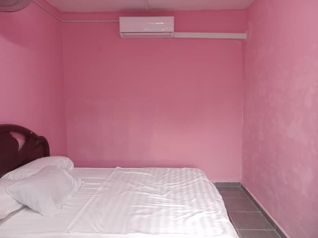 Homestay Machang Sentral Macang Екстериор снимка