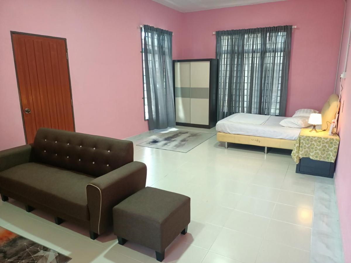 Homestay Machang Sentral Macang Екстериор снимка