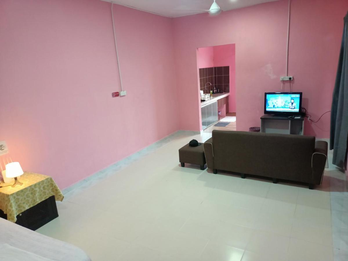 Homestay Machang Sentral Macang Екстериор снимка