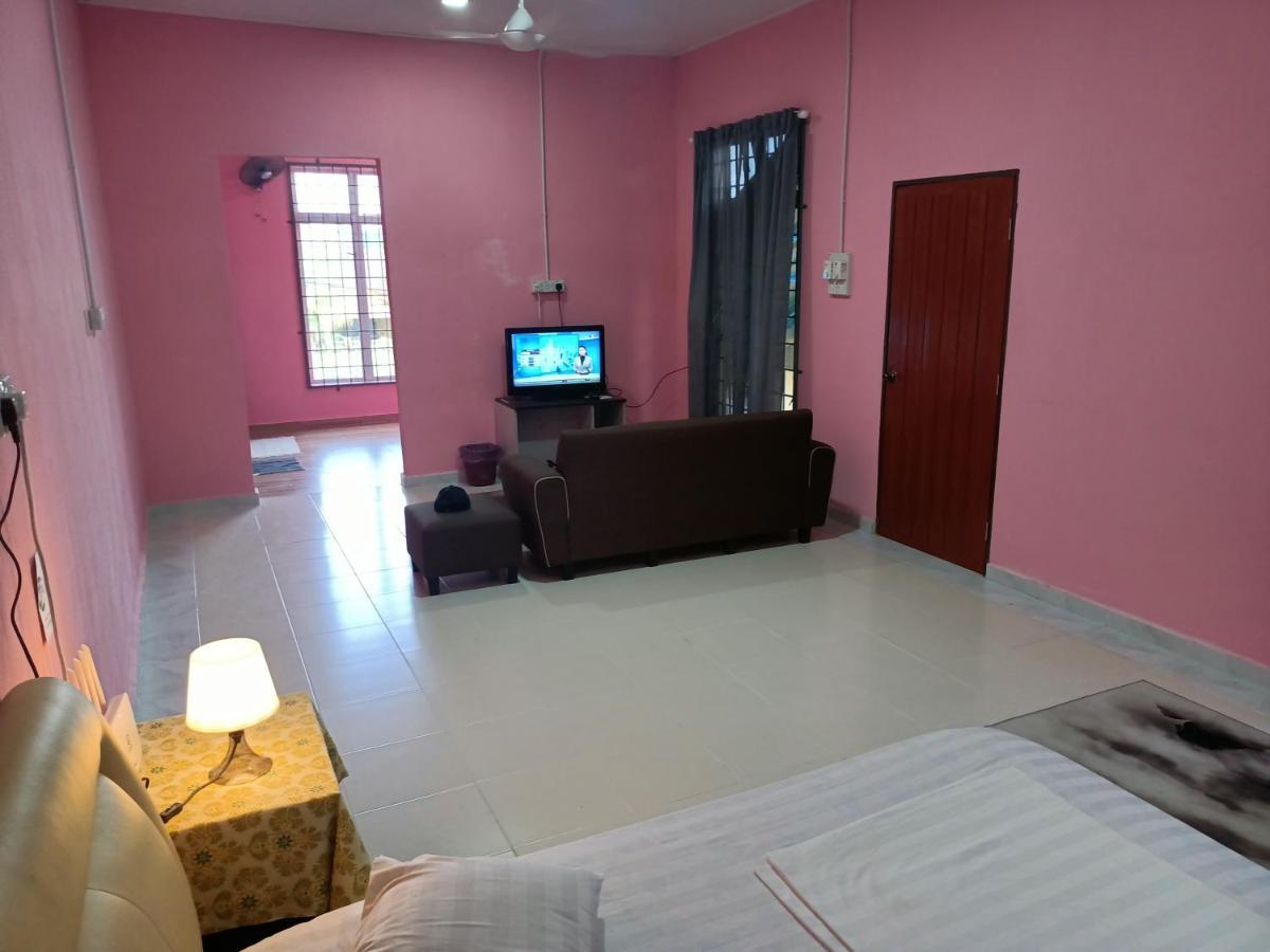 Homestay Machang Sentral Macang Екстериор снимка