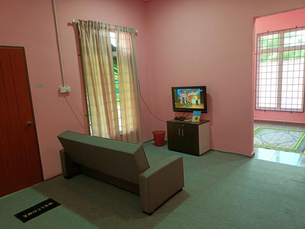 Homestay Machang Sentral Macang Екстериор снимка